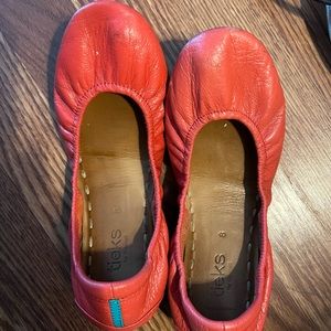 Tieks poppy color flats